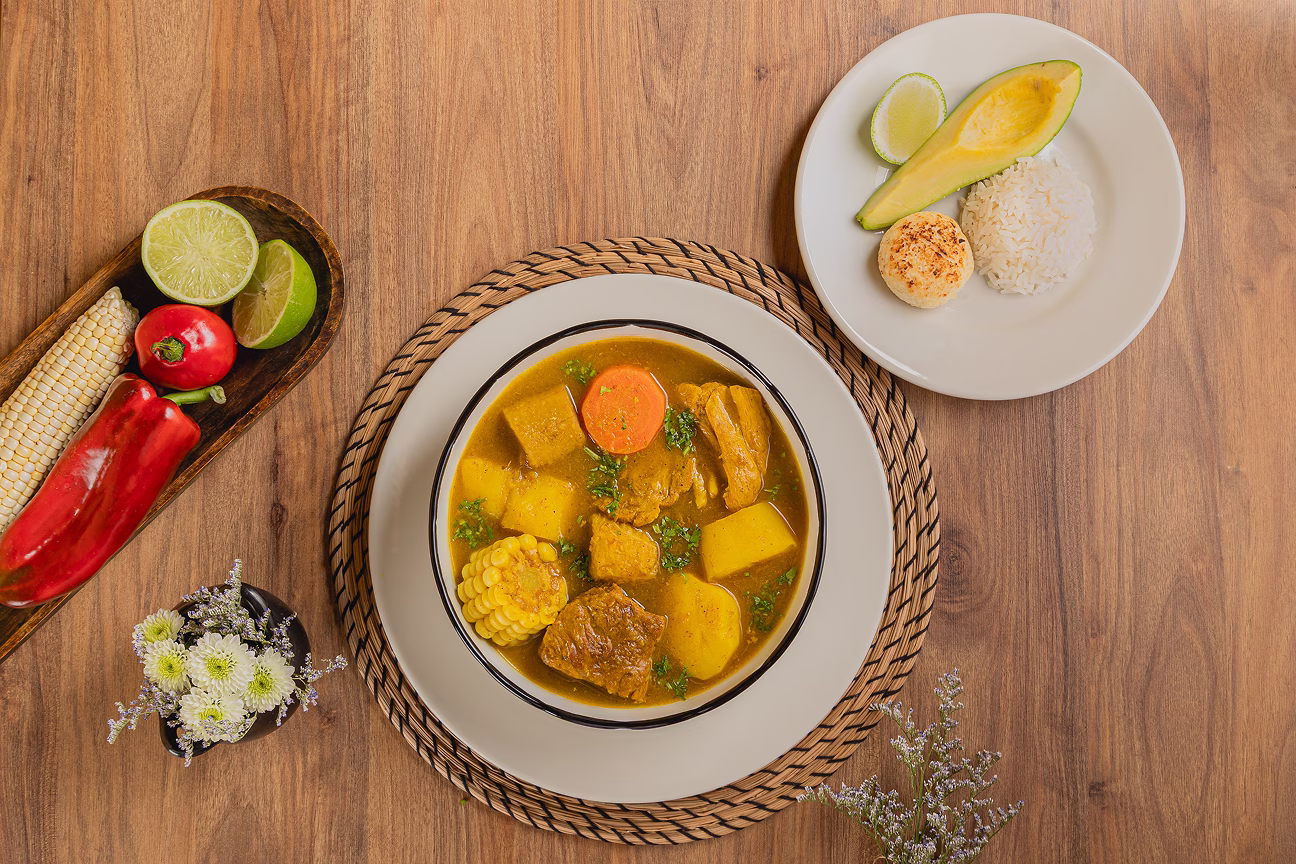 Sancocho tradicional colombiano de Hatoviejo